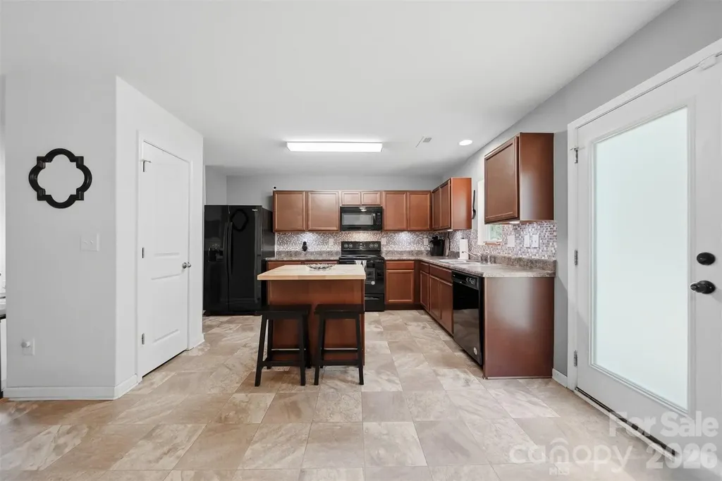 3938 Hemingway Drive NW Hickory NC 28601