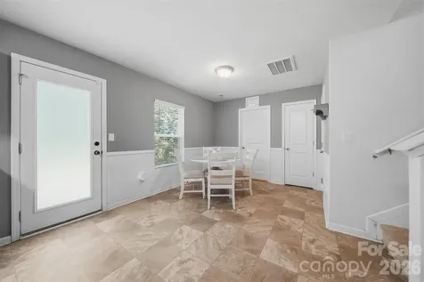 3938 Hemingway Drive NW Hickory NC 28601