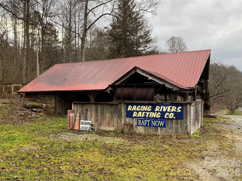 10811 Hwy 19 W Highway W Bryson City NC 28713