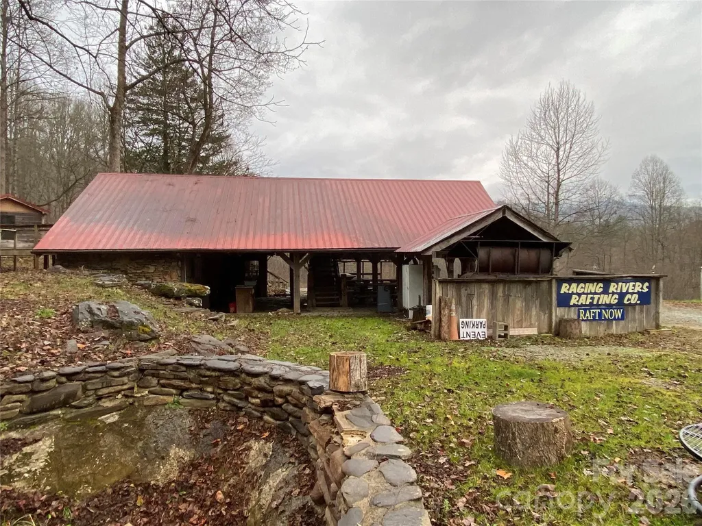 10811 Hwy 19 W Highway W Bryson City NC 28713