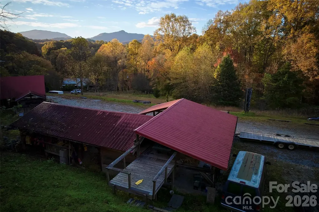 10811 Hwy 19 W Highway W Bryson City NC 28713