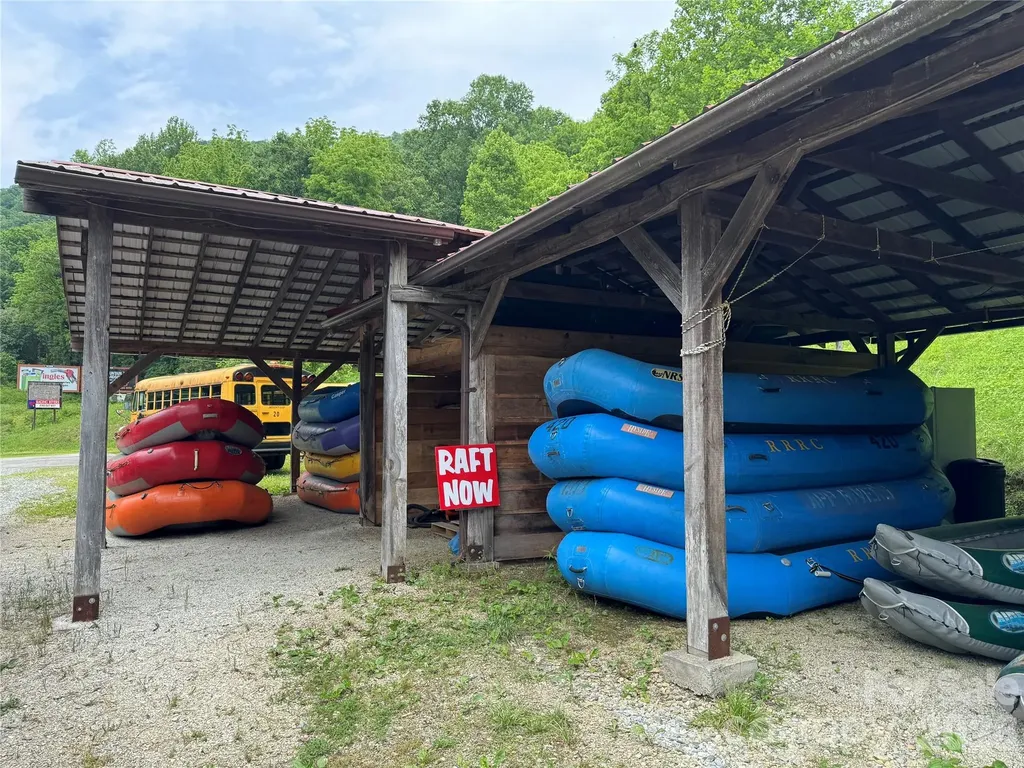 10811 Hwy 19 W Highway W Bryson City NC 28713