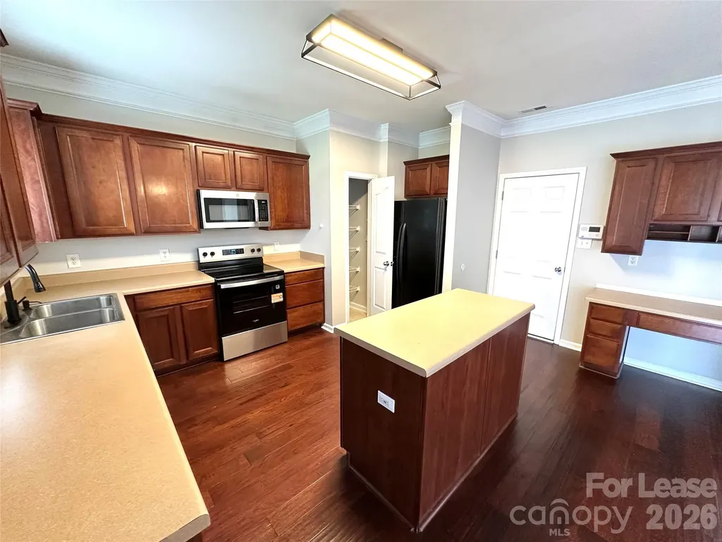 8227 Belmont Stables Drive Charlotte NC 28216