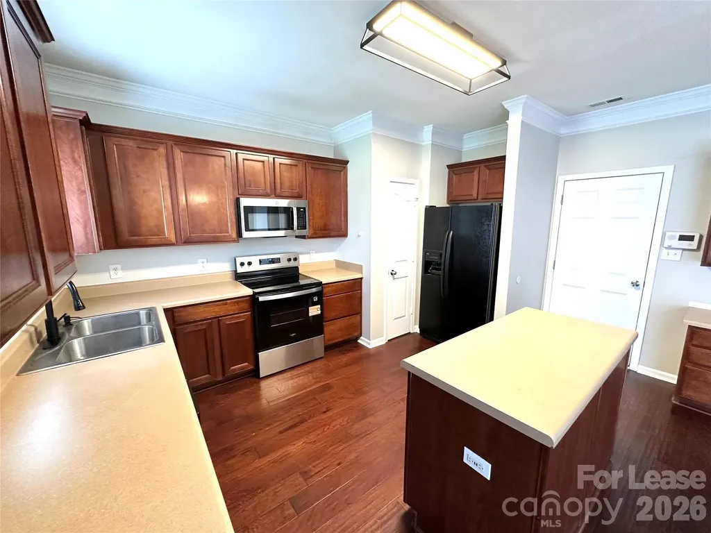 8227 Belmont Stables Drive Charlotte NC 28216