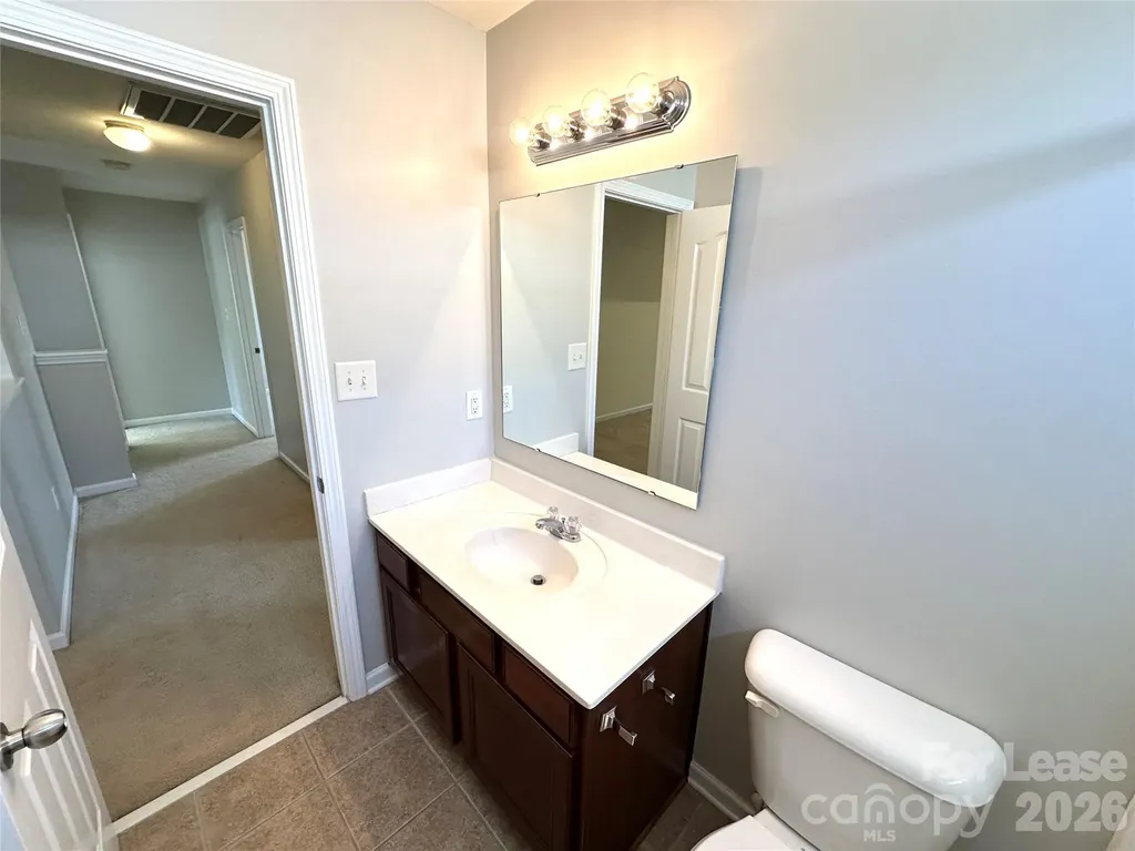 8227 Belmont Stables Drive Charlotte NC 28216