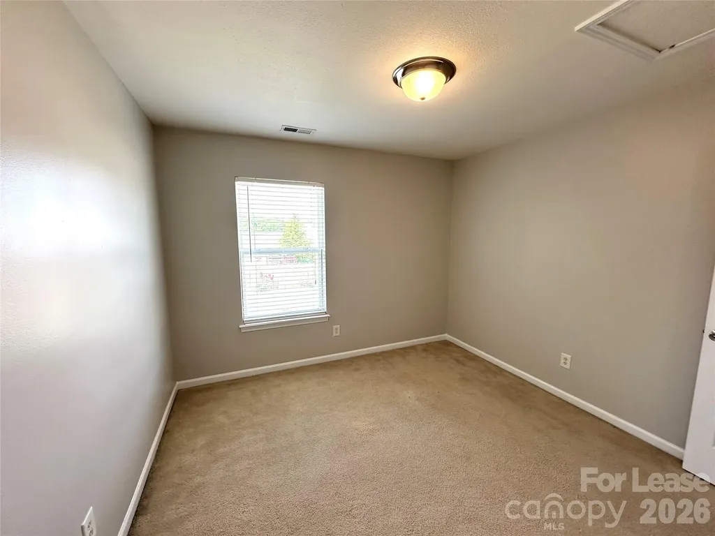 8227 Belmont Stables Drive Charlotte NC 28216