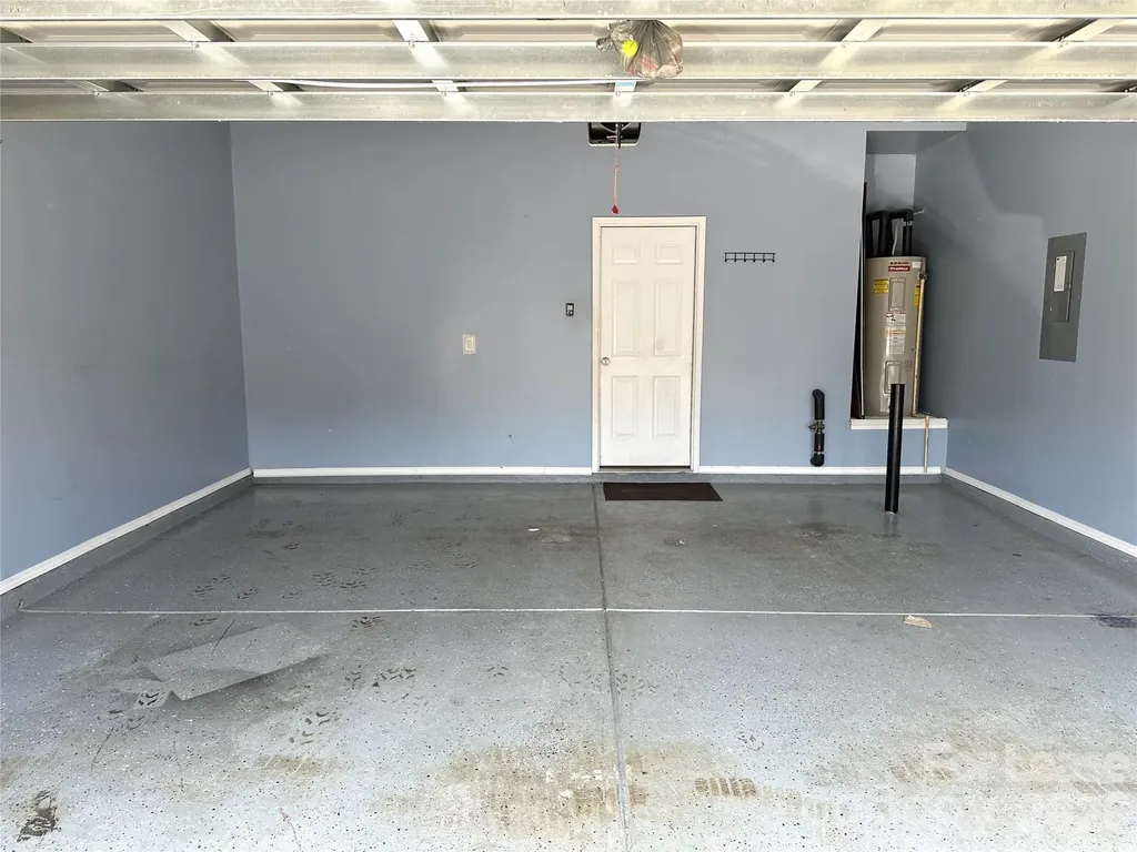 8227 Belmont Stables Drive Charlotte NC 28216