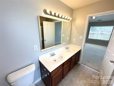8227 Belmont Stables Drive Charlotte NC 28216