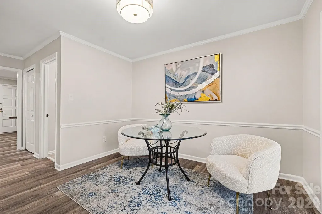 2235 Rexford Road Charlotte NC 28211