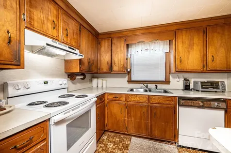 452 Swanson Drive SW Lenoir NC 28645