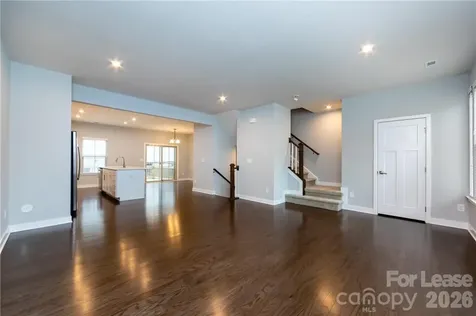 1736 Town Oak Lane Charlotte NC 28205