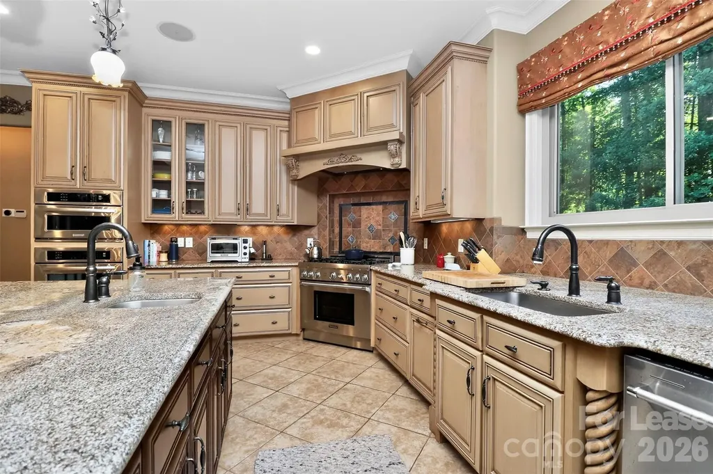 6031 Greystone Drive Matthews NC 28104