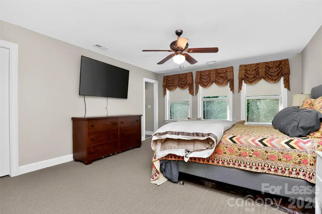 6031 Greystone Drive Matthews NC 28104