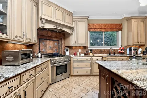 6031 Greystone Drive Matthews NC 28104