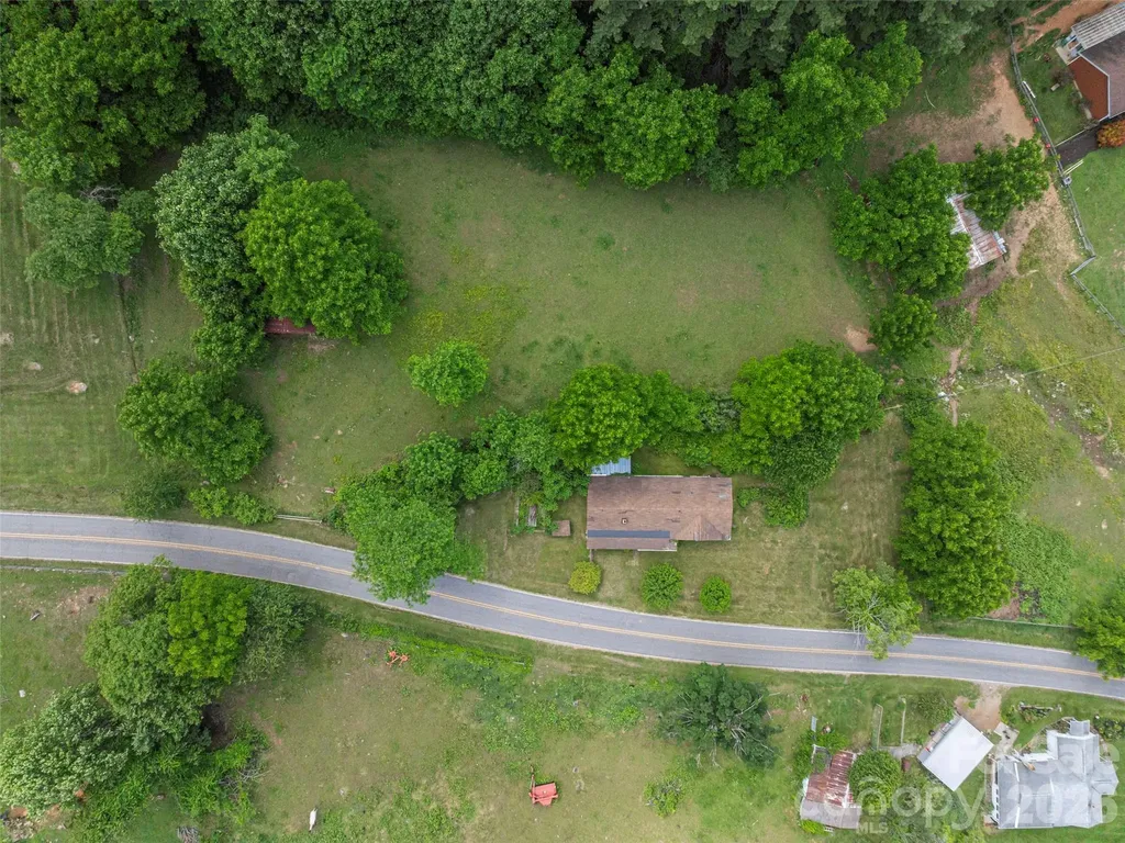 5622 Dutch Cove Road Canton NC 28716
