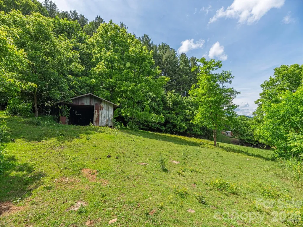 5622 Dutch Cove Road Canton NC 28716