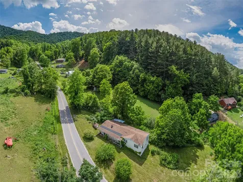 5622 Dutch Cove Road Canton NC 28716