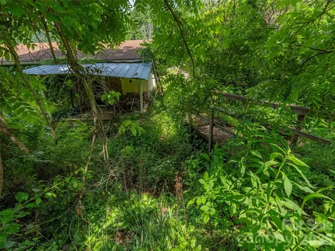 5622 Dutch Cove Road Canton NC 28716