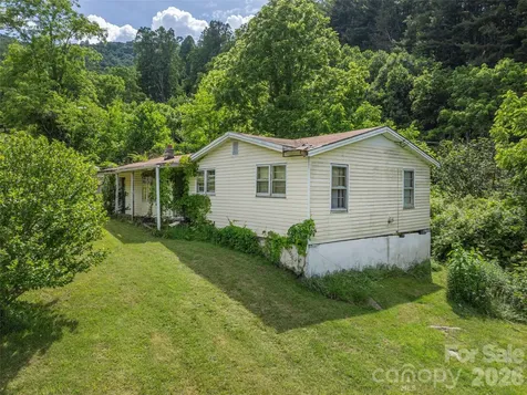 5622 Dutch Cove Road Canton NC 28716