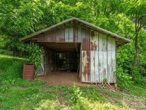 5622 Dutch Cove Road Canton NC 28716