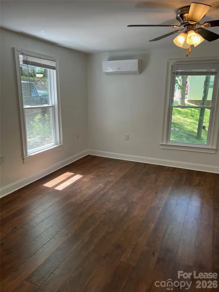 346 Nesbit Avenue Mooresville NC 28115