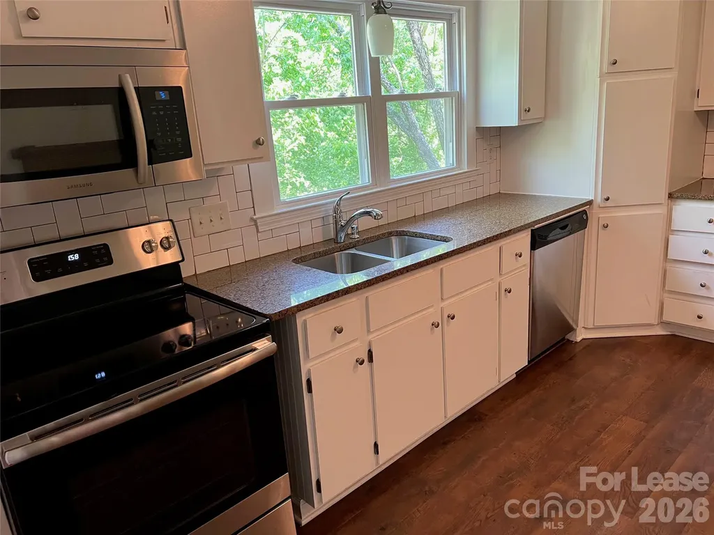 346 Nesbit Avenue Mooresville NC 28115
