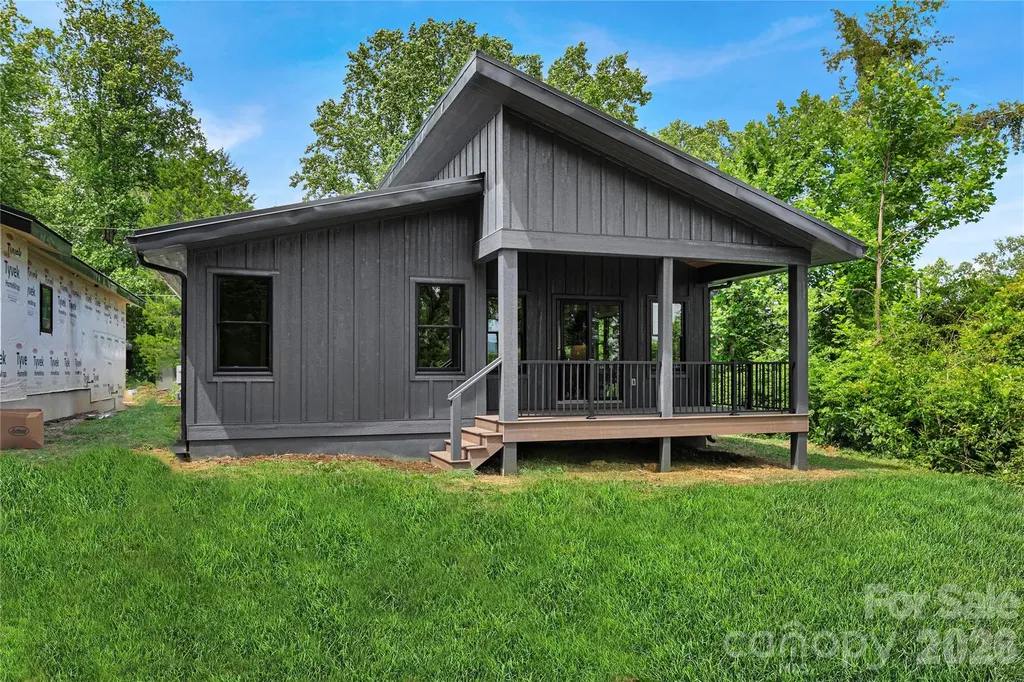 123 Welcome Street Brevard NC 28712