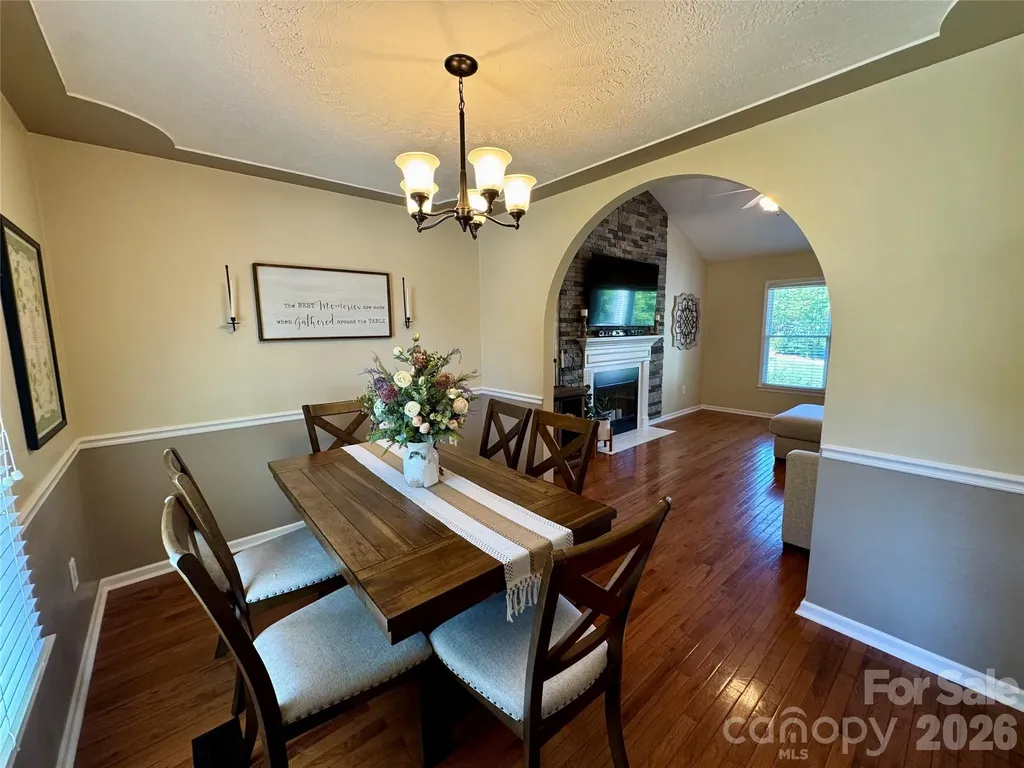 1688 Buffett Circle Hickory NC 28602
