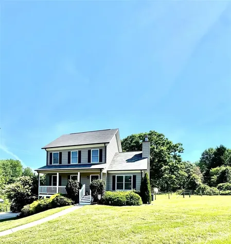 1688 Buffett Circle Hickory NC 28602