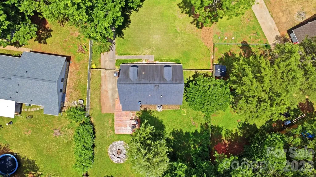 9418 Split Rail Lane Charlotte NC 28227