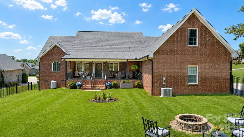 1550 Laudun Drive Lincolnton NC 28092