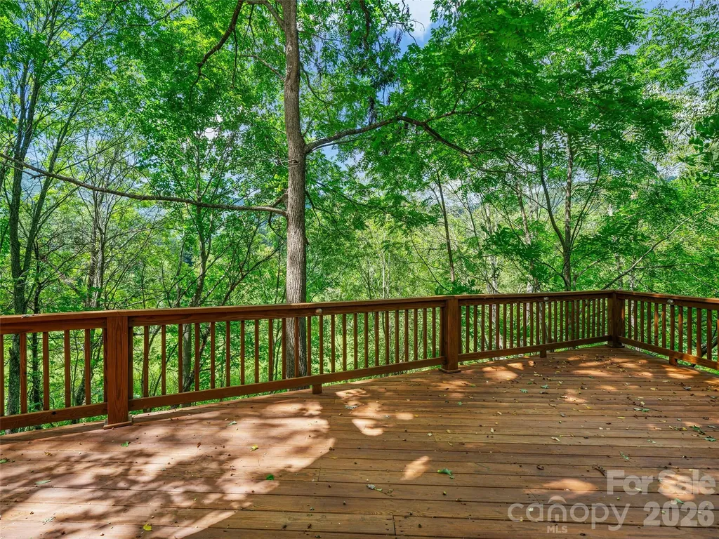 1896 State Hwy 80 S Burnsville NC 28714