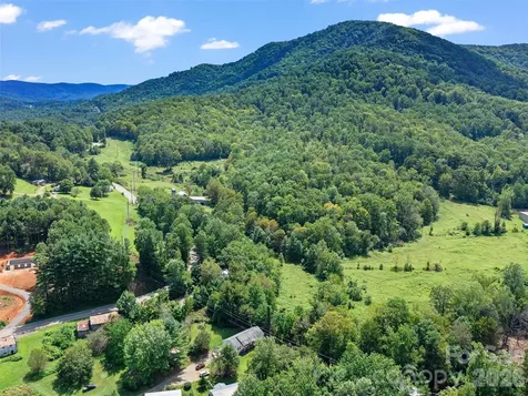 1896 State Hwy 80 S Burnsville NC 28714
