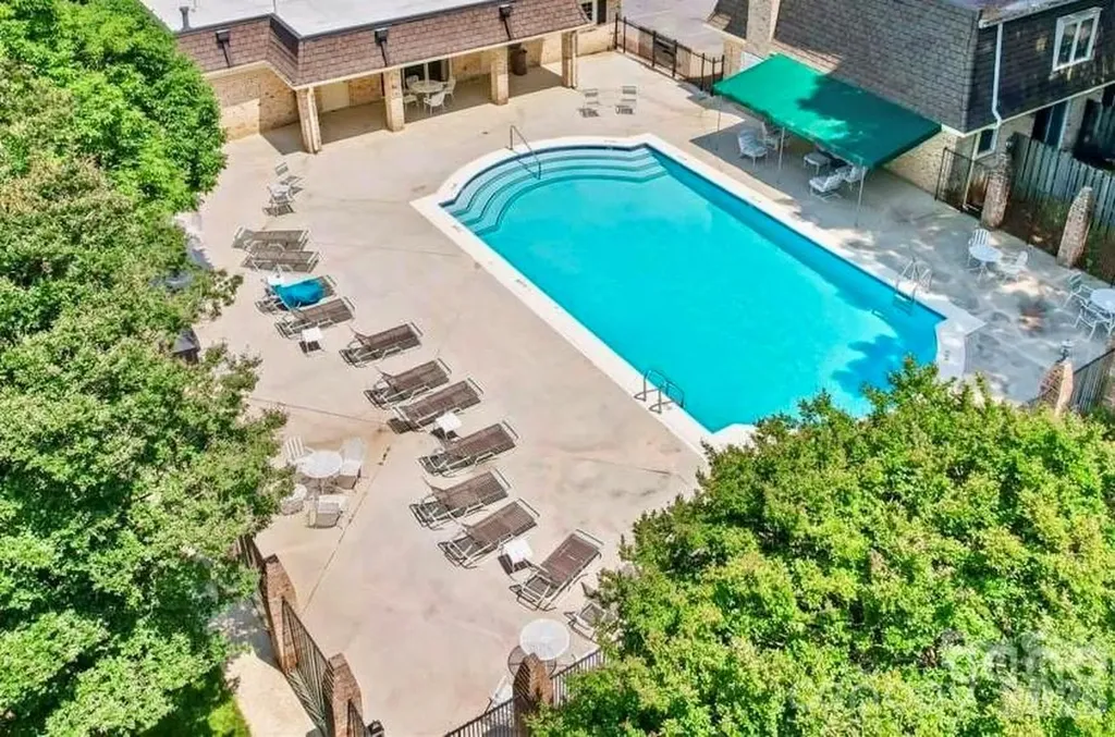 3520 Colony Road Charlotte NC 28211