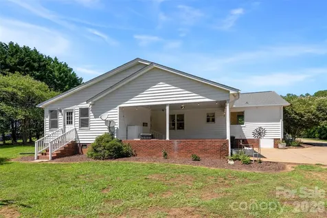 607 Elam Road Lawndale NC 28090