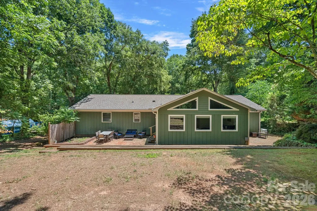2099 Rock Springs Circle Denver NC 28037