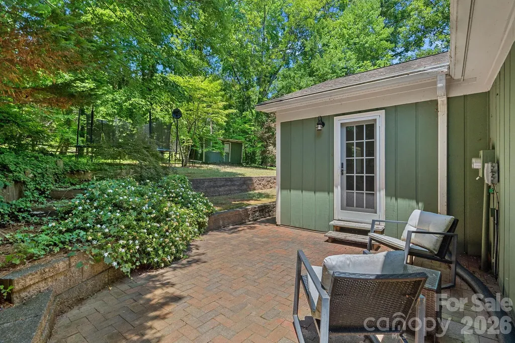 2099 Rock Springs Circle Denver NC 28037