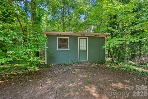 2099 Rock Springs Circle Denver NC 28037
