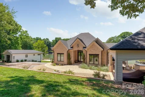445 Sundown Road Mooresville NC 28117