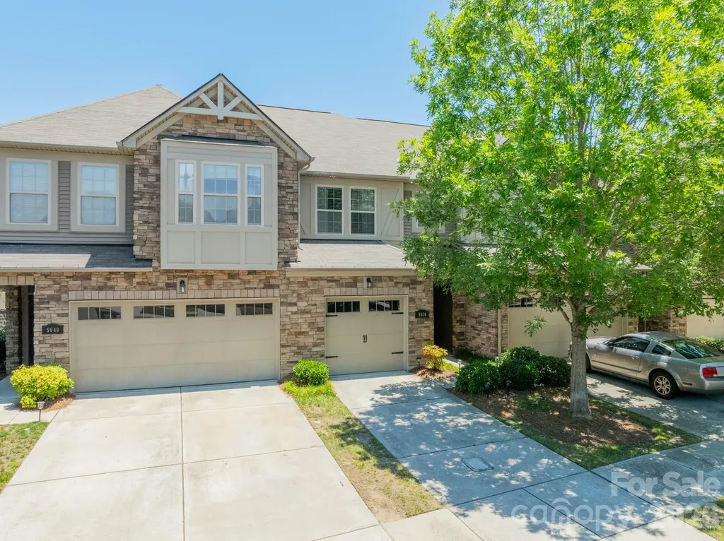 5636 Stonewells Drive Charlotte NC 28278