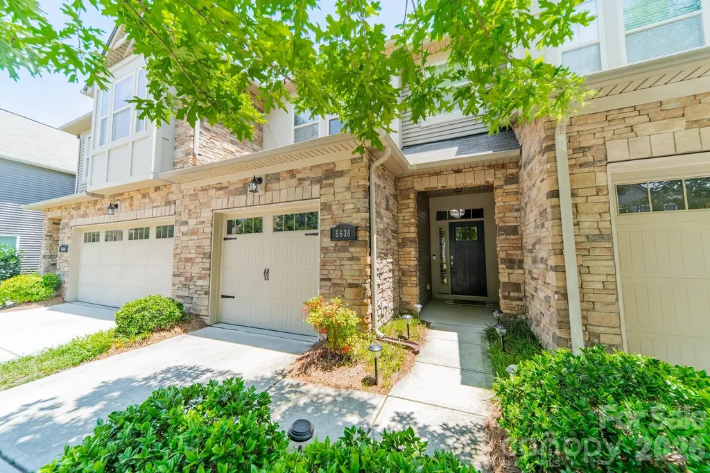5636 Stonewells Drive Charlotte NC 28278