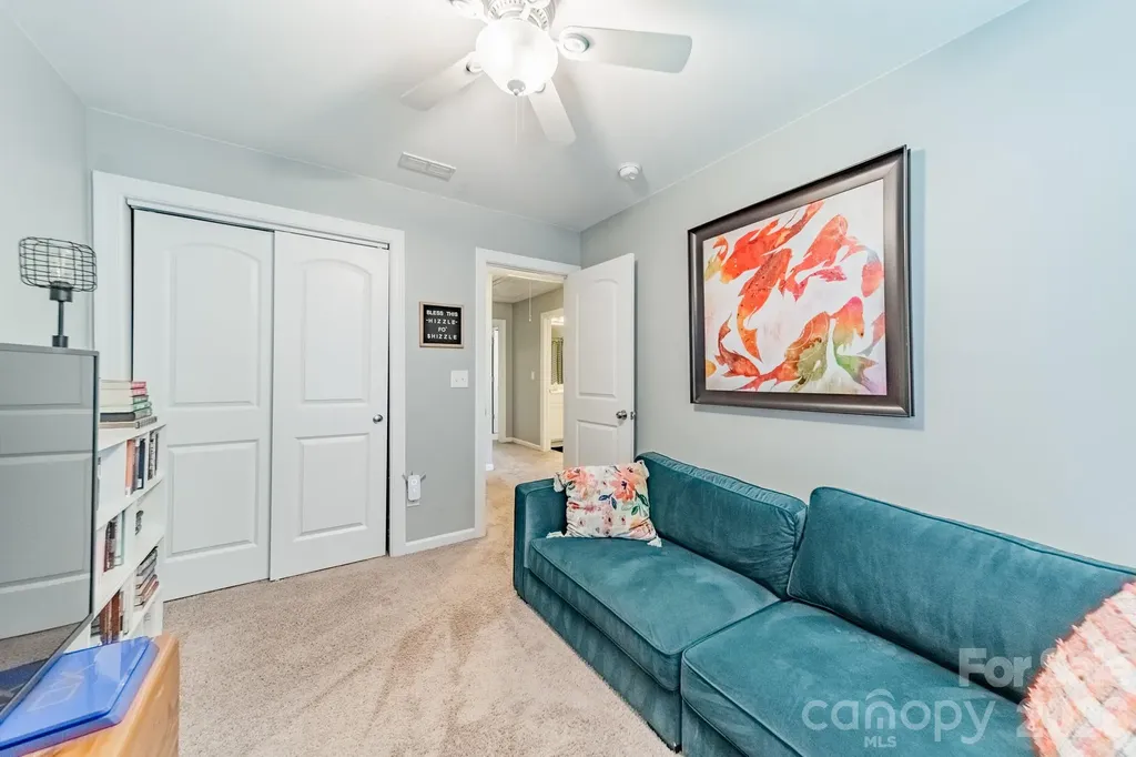 5636 Stonewells Drive Charlotte NC 28278