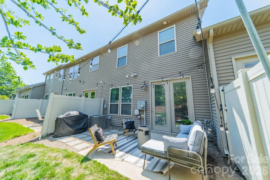 5636 Stonewells Drive Charlotte NC 28278