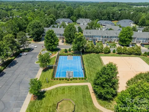 5636 Stonewells Drive Charlotte NC 28278