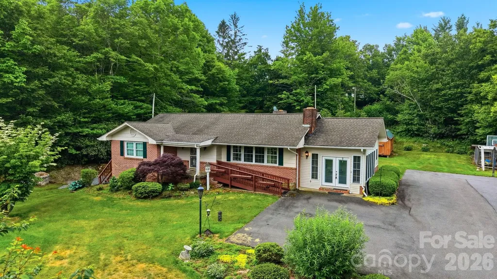 9121 Nc 181 Highway Newland NC 28657