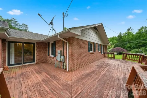 9121 Nc 181 Highway Newland NC 28657