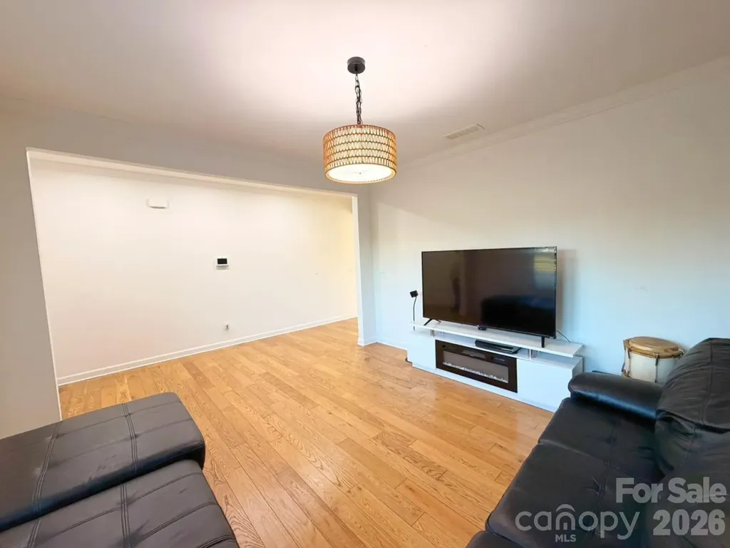 4314 Collingham Drive Charlotte NC 28273