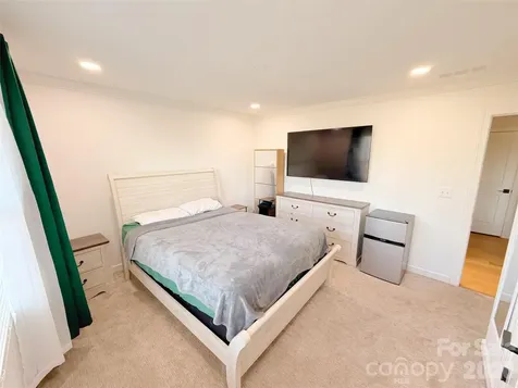 4314 Collingham Drive Charlotte NC 28273