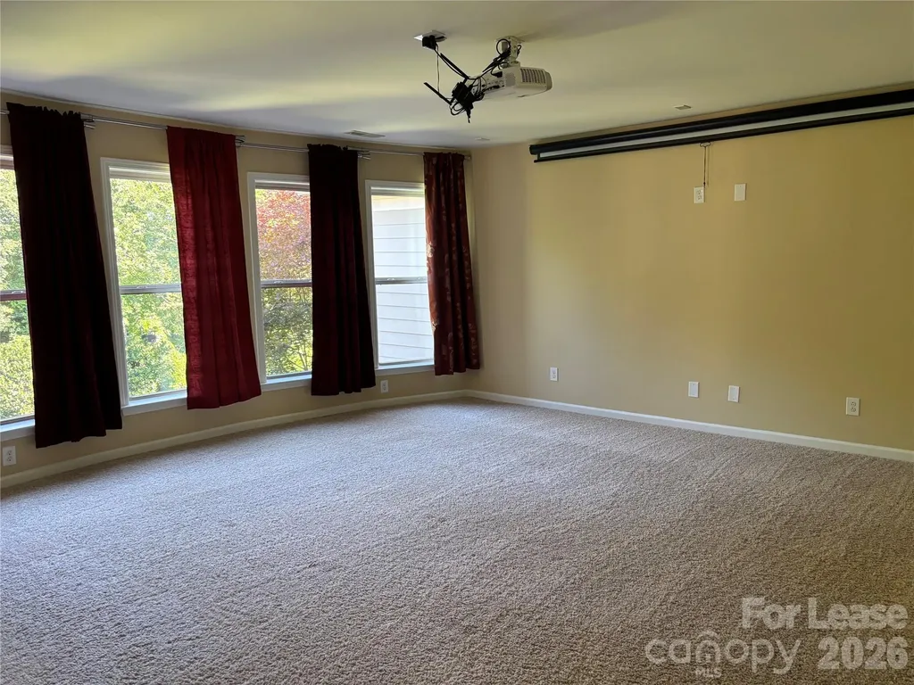8811 Tamarron Drive Charlotte NC 28277
