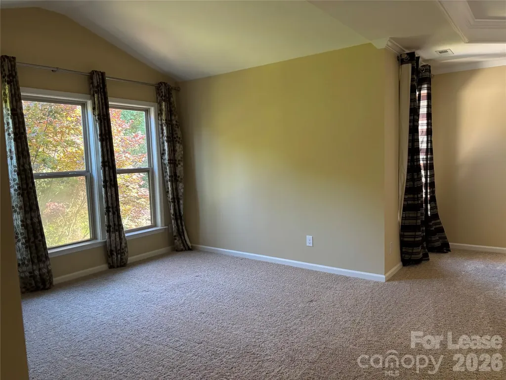 8811 Tamarron Drive Charlotte NC 28277